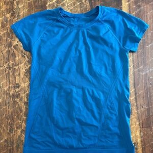 Athletic Momentum Tee